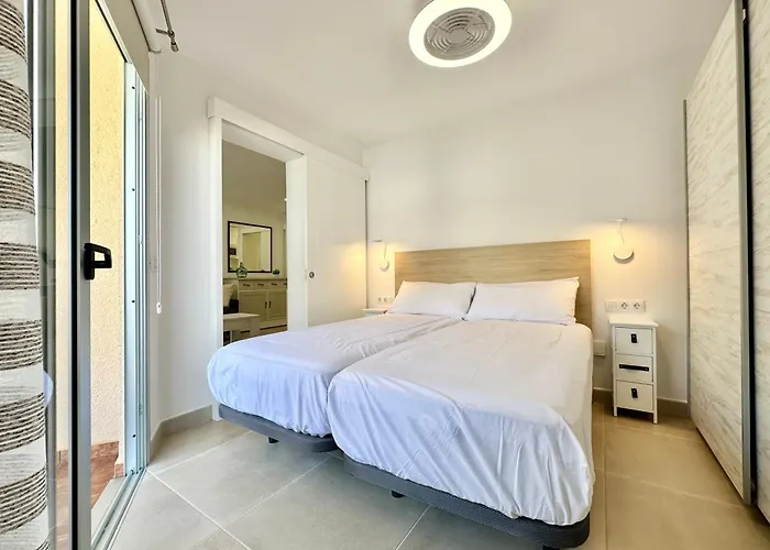 Daniela 203 - Adults Only - Daire